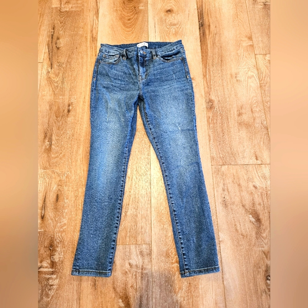 Studio Blue Jeans